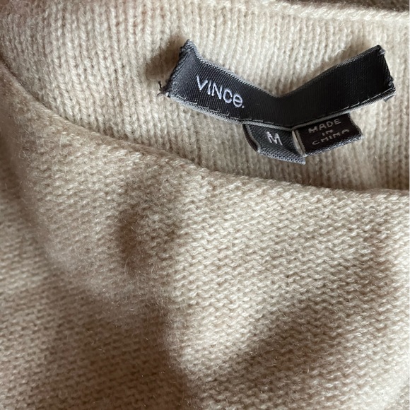 VINCE 100% cashmere blush stripe sweater - Picture 3 of 6